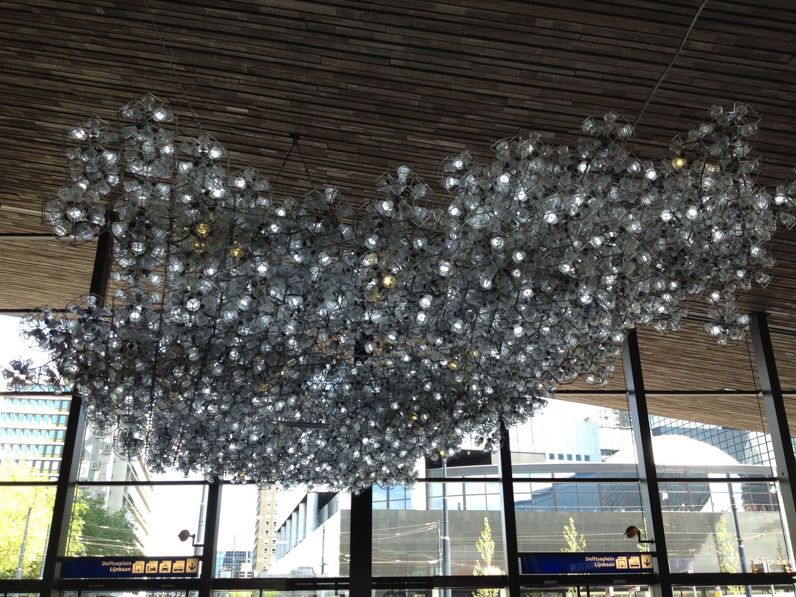 Twinkel, twinkel. Het nieuwe meetingpoint van John Körmeling