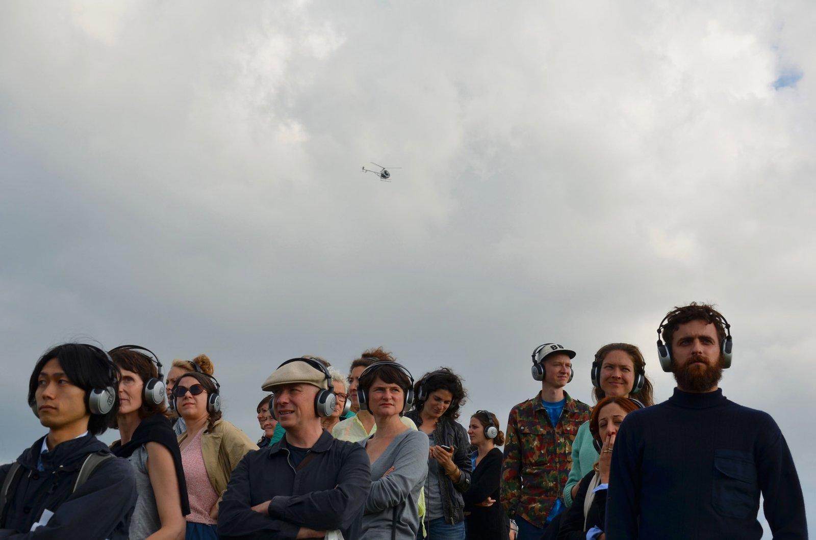 Land Art Live: Performance van Zhana Ivanova bij het Observatorium van Robert Morris