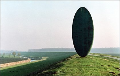 Wat is er toch aan de hand met De Tong van Lucifer op de Knardijk langs de A6?